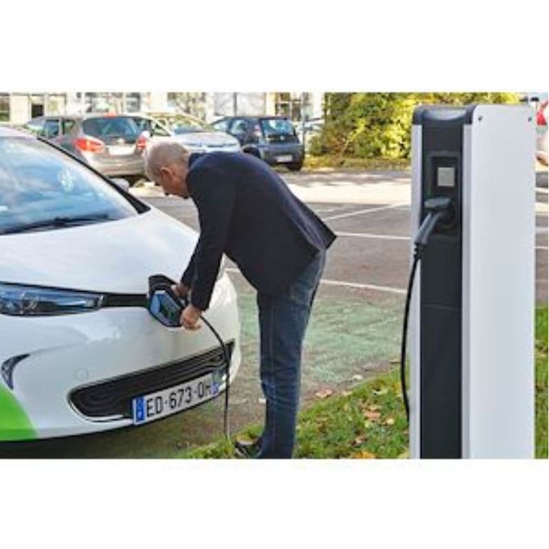 Borne IRVE Green'up sur pied triphasée - 22kW - 2 prises - RFID - Cpt MID vue 5