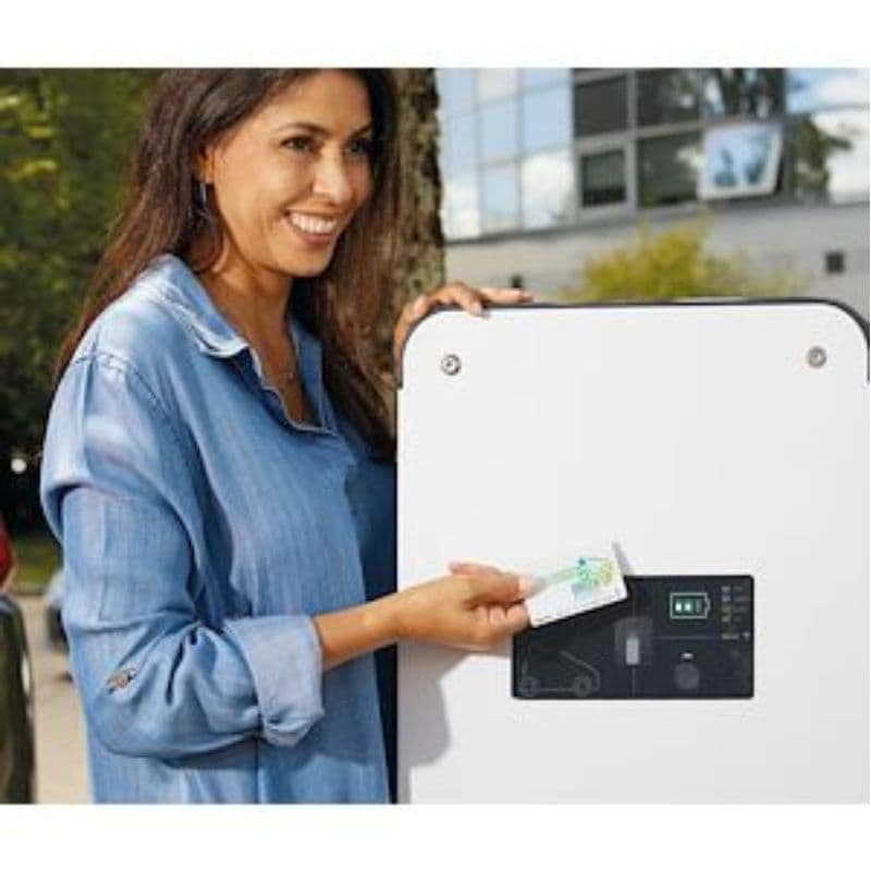 Borne IRVE Green'up sur pied triphasée - 22kW - 2 prises - RFID - Cpt MID vue 6
