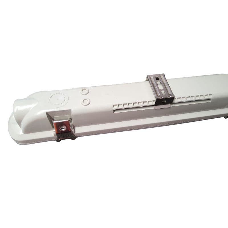Réglette LED L1200 - 30W - 3600lm - 4000K - IP65 - IK08 vue 5