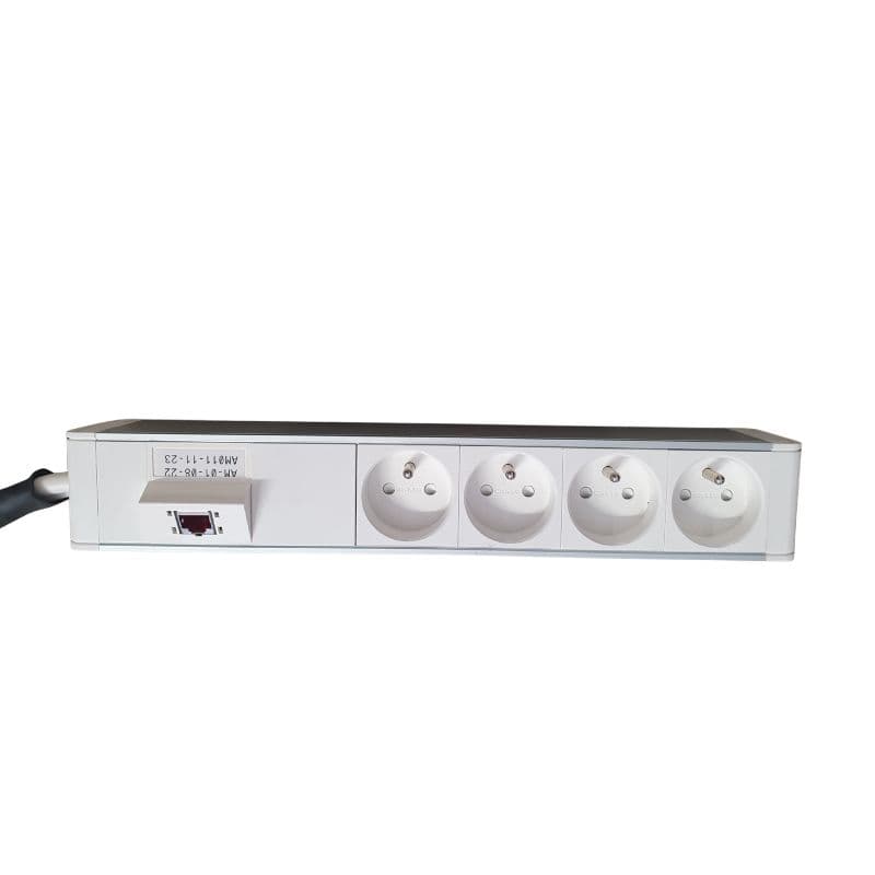 Nourrice 4 prises 16A + RJ45 avec 10m de câble et prises vue 3
