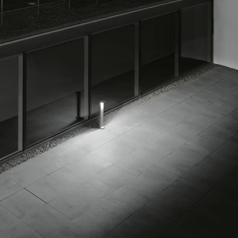 Balise lumineuse graphite avec piquet à enterrer - 13W - 1434lm - 3000K - IP65 vue 9