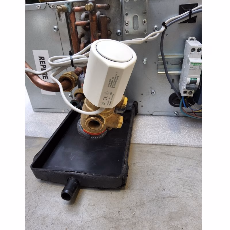 Resource réemploi Ventilo convecteur IdroFan 42NH – 4 tubes – 390m³/h - 2,4kW froid - 3,1kW chaud – Sortie gauche